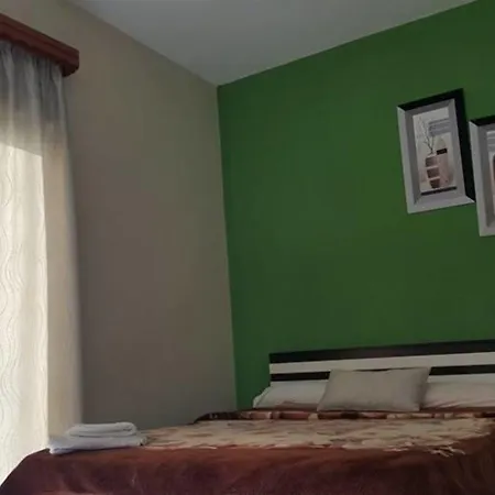 Perla Hotell 2*