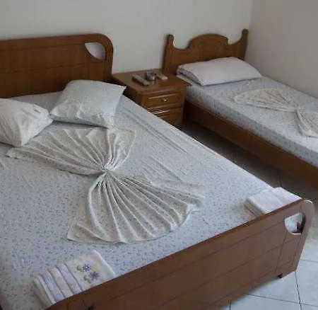 Perla Hotell 2*